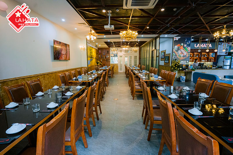 Lahata - Nhà hàng tổ chức tiệc công ty tại Hà Nội