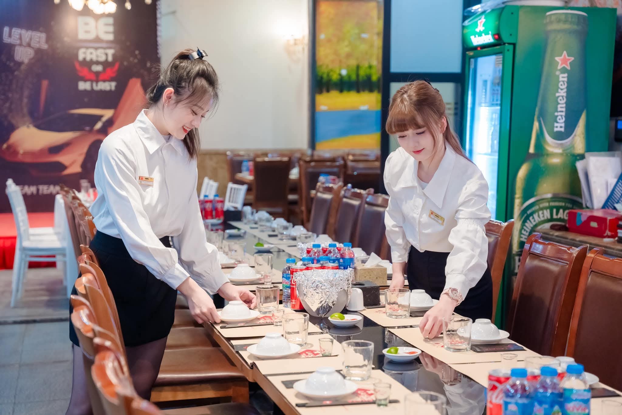 TIỆC TO – TIỆC NHỎ, CÓ LAHATA LO