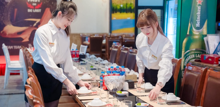 TIỆC TO – TIỆC NHỎ, CÓ LAHATA LO